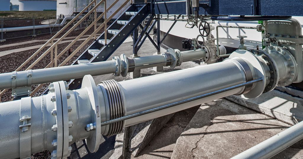 В каких случаях необходима установка компенсаторов?