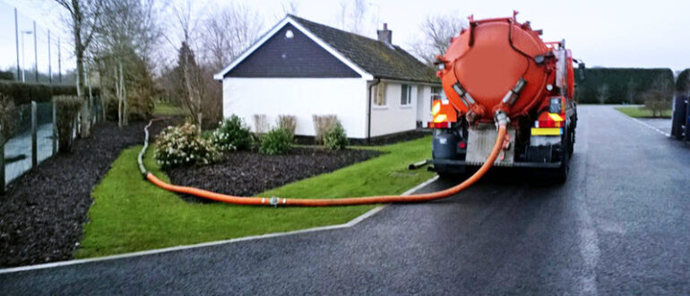 Как выбрать машину для откачки септика или выгребной ямы