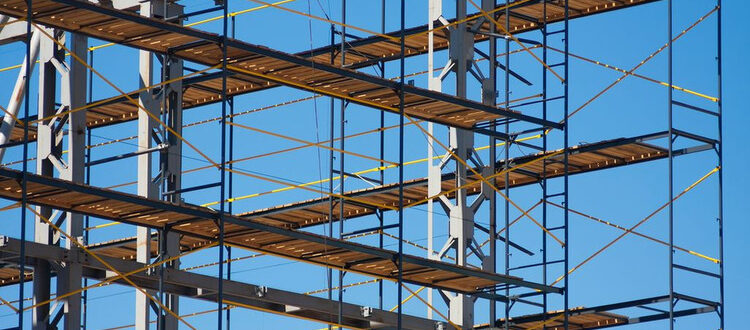 Без чего нельзя представить работу строителей на высоте?