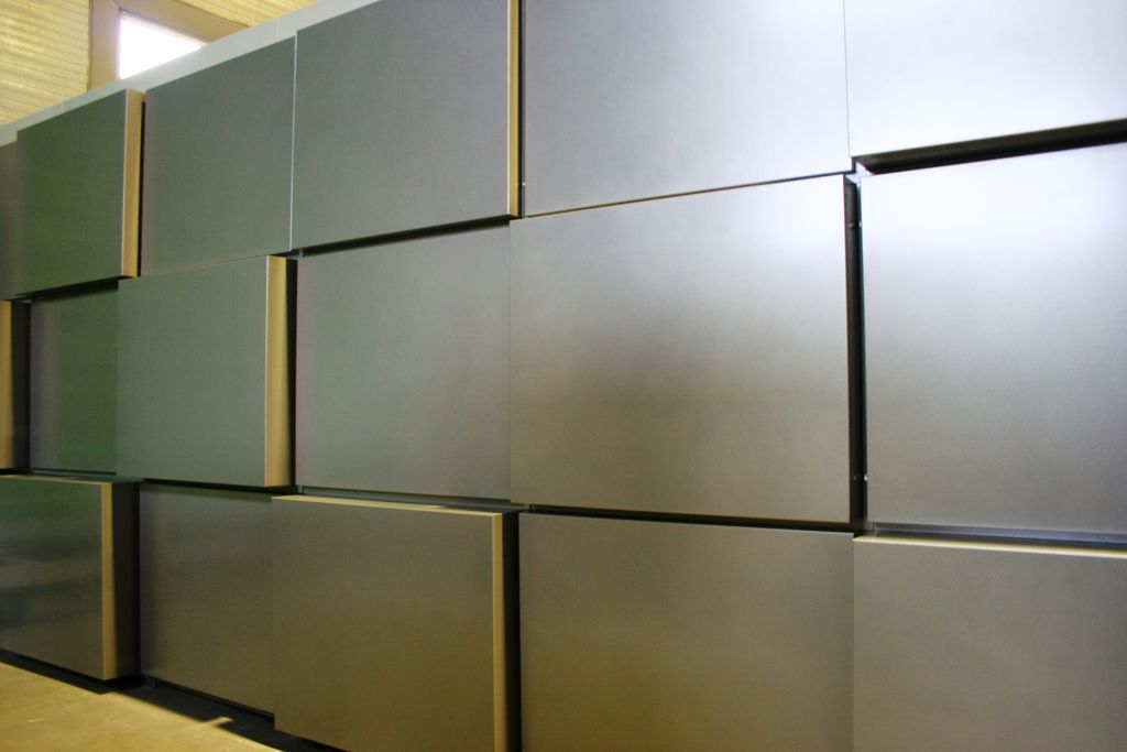 Фасадные кассеты во Владивостоке надежность и разнообразие