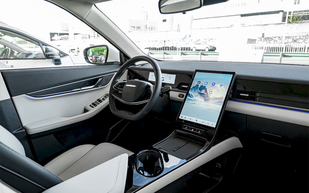 Новый JAECOO J5