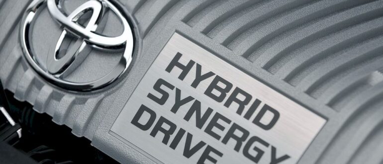 Гибридные технологии Toyota: как компания развивает направление в 2025 году