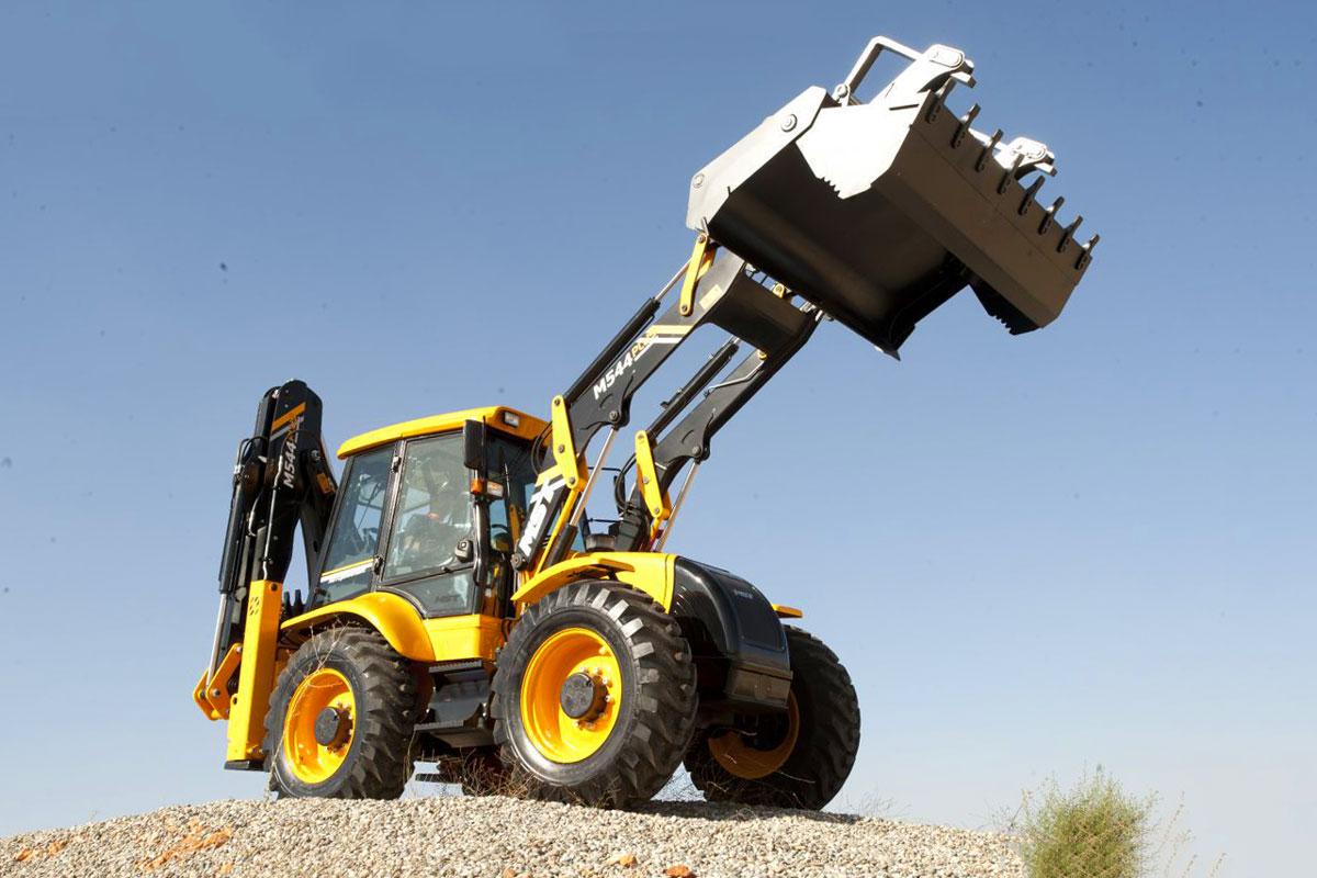 Ключевые особенности экскаваторов-погрузчиков для строительных работ